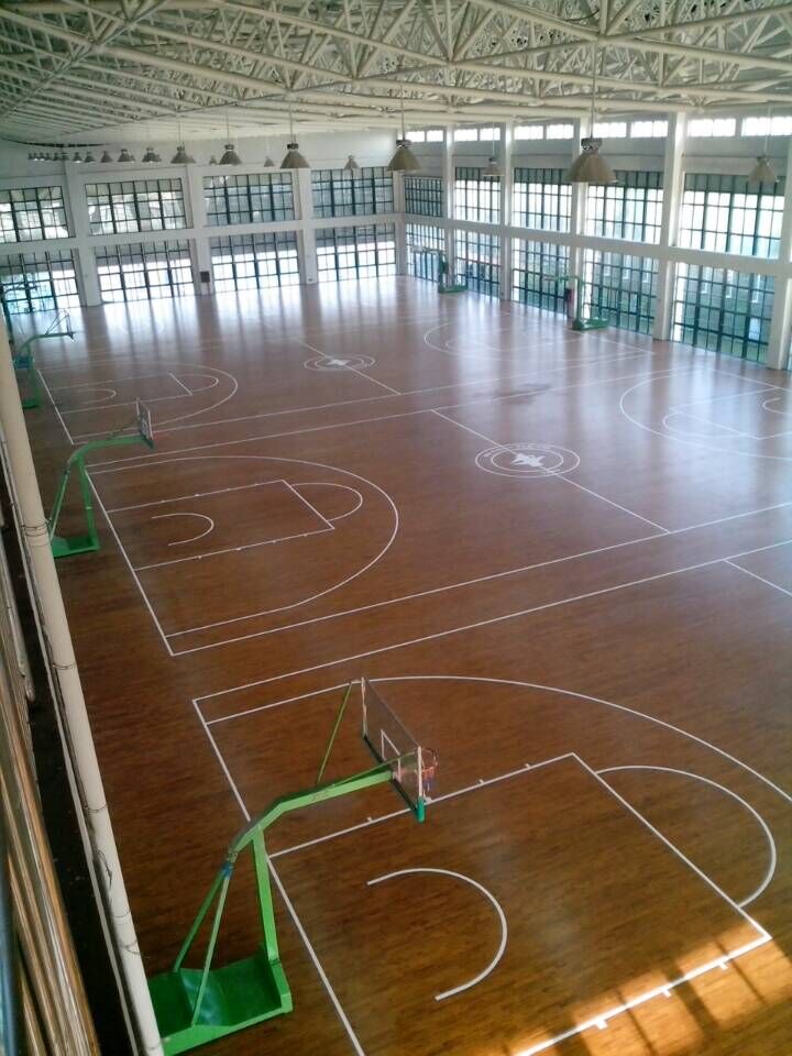 芜湖市首要中学篮球馆木地板工程
